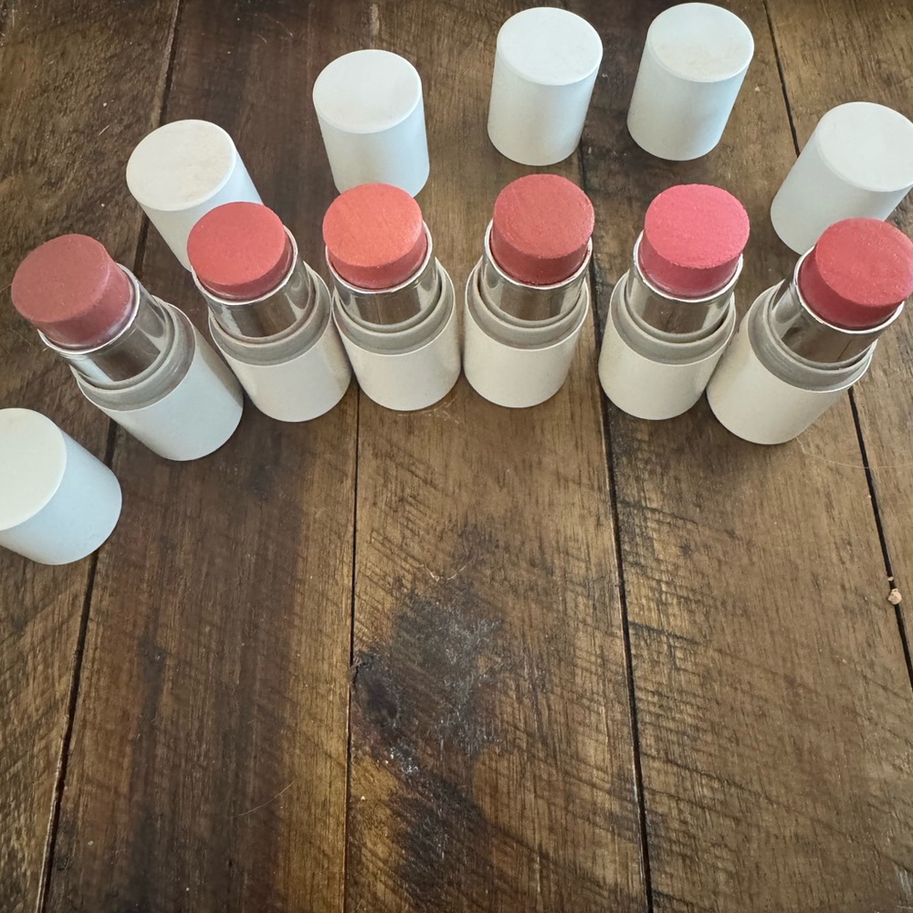 Ilia multi-stick bundle